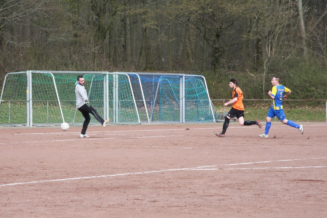 Image 15 of 47  -  212 kB