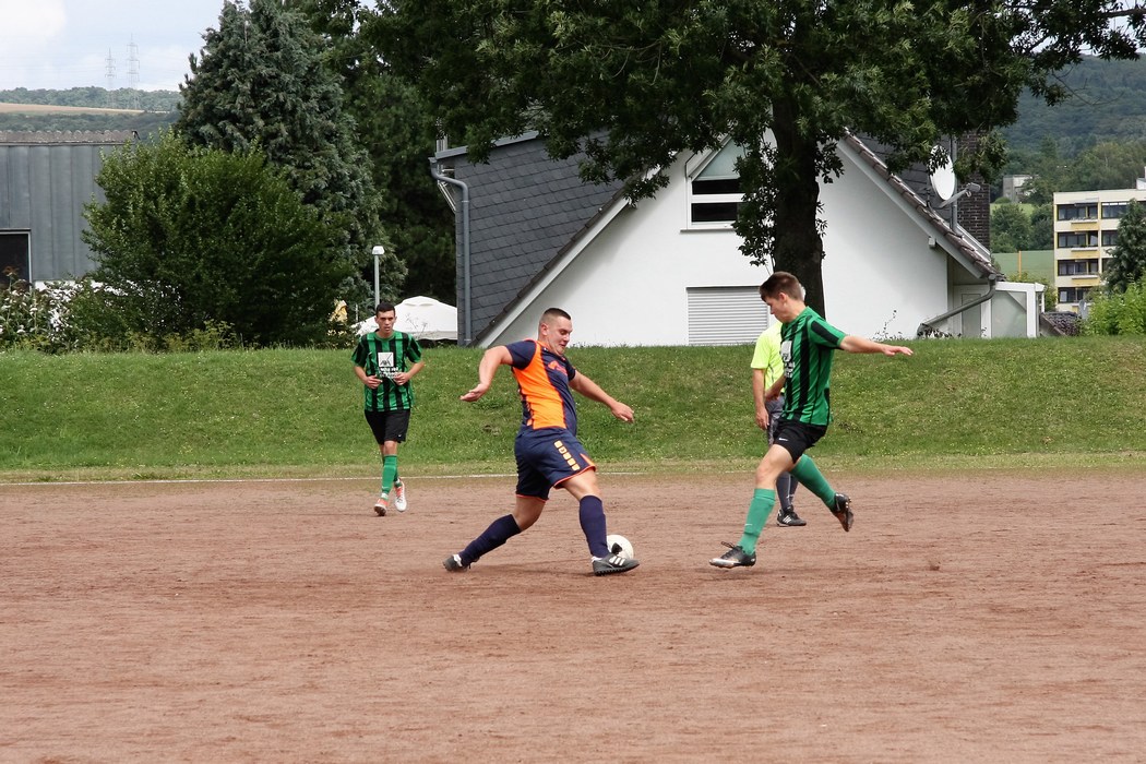 Image 11 of 47  -  242 kB