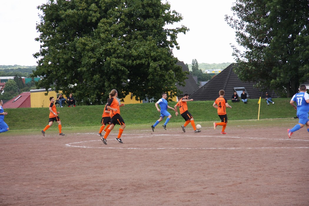 Image 20 of 47  -  204 kB