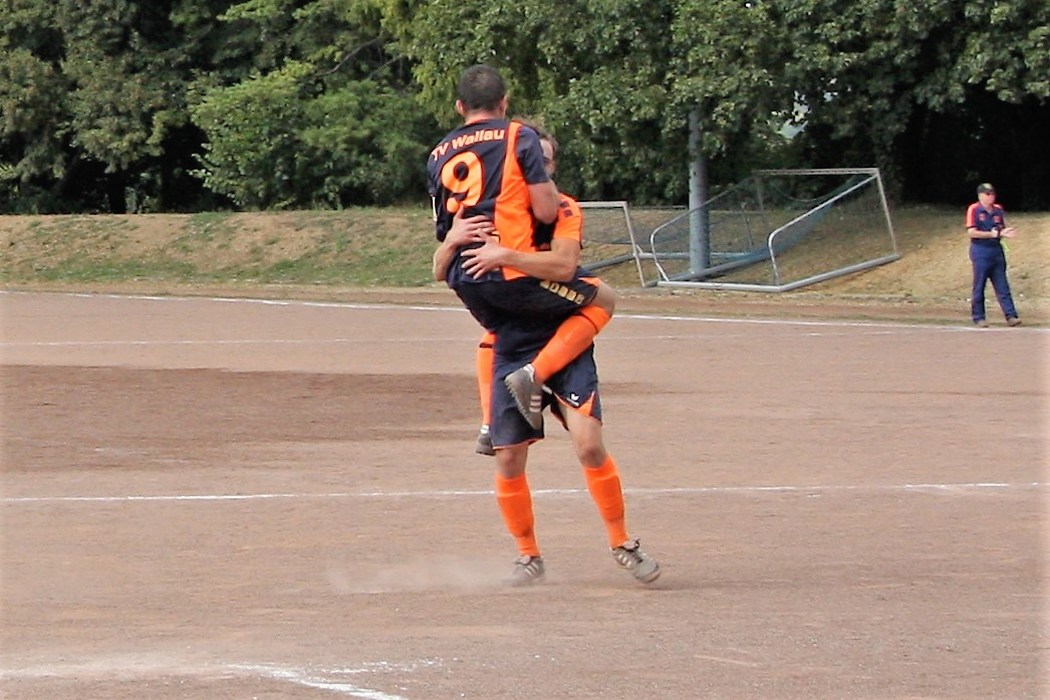 Image 45 of 54  -  169 kB