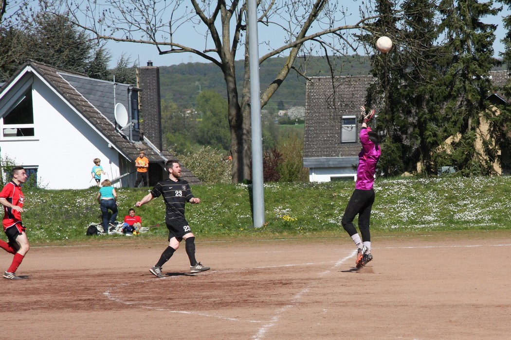 Image 31 of 46  -  261 kB