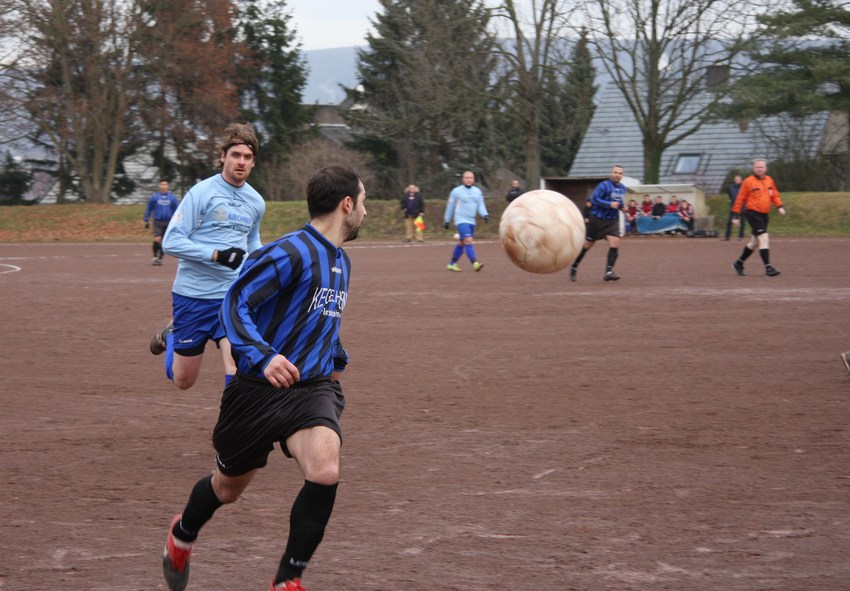 Image 1 of 17  -  123 kB