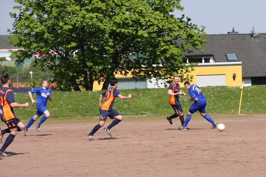 Image 20 of 32  -  263 kB